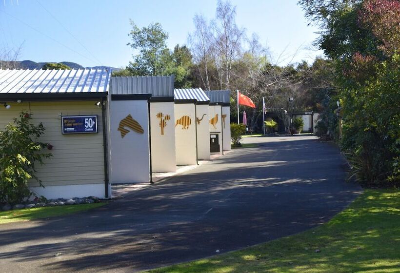 Judges Pool Motel Turangi