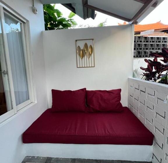 إقامة Lubdhaka Canggu