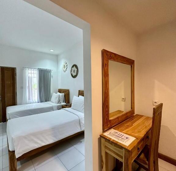 إقامة Lubdhaka Canggu