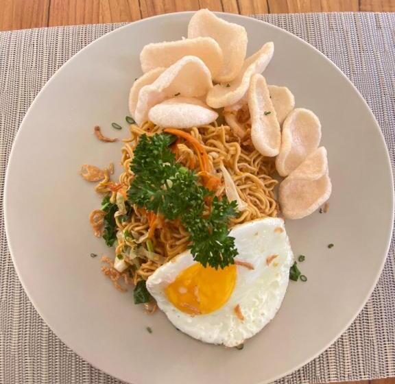 إقامة Lubdhaka Canggu