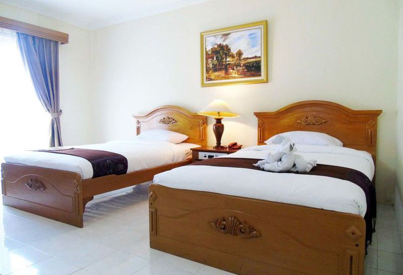 Tretes Raya Hotel & Resort 