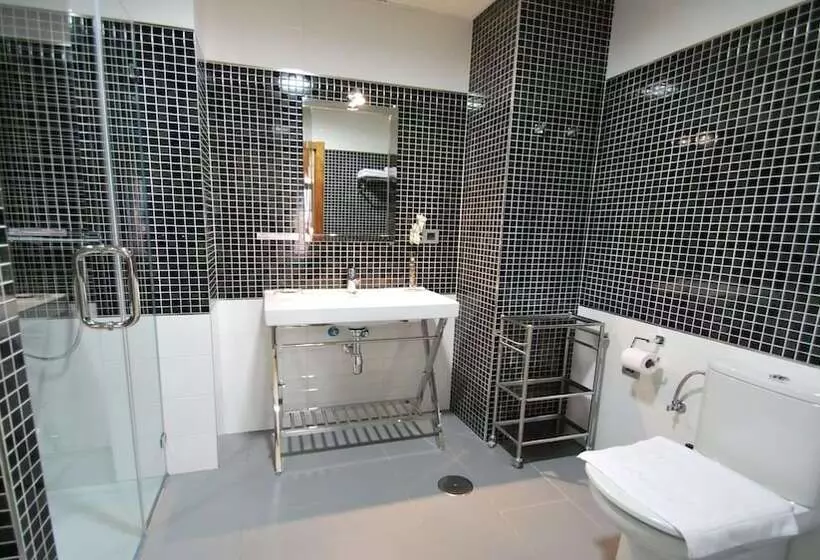 Apartamentos Living Sevilla Centro Maestranza