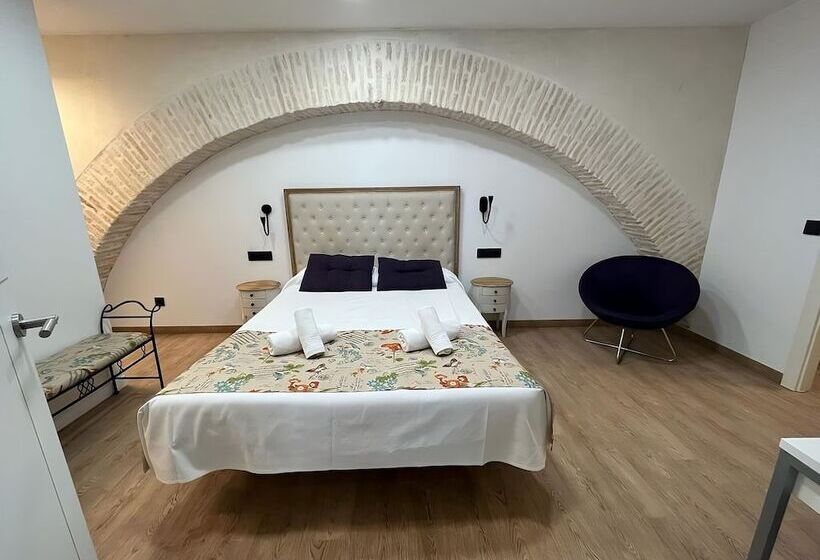 Apartamentos Living Sevilla Centro Maestranza