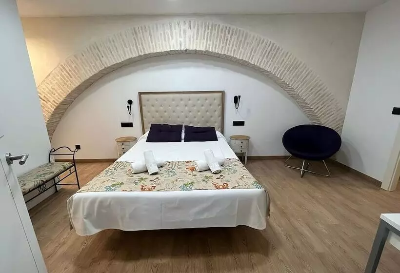 Apartamentos Living Sevilla Centro Maestranza