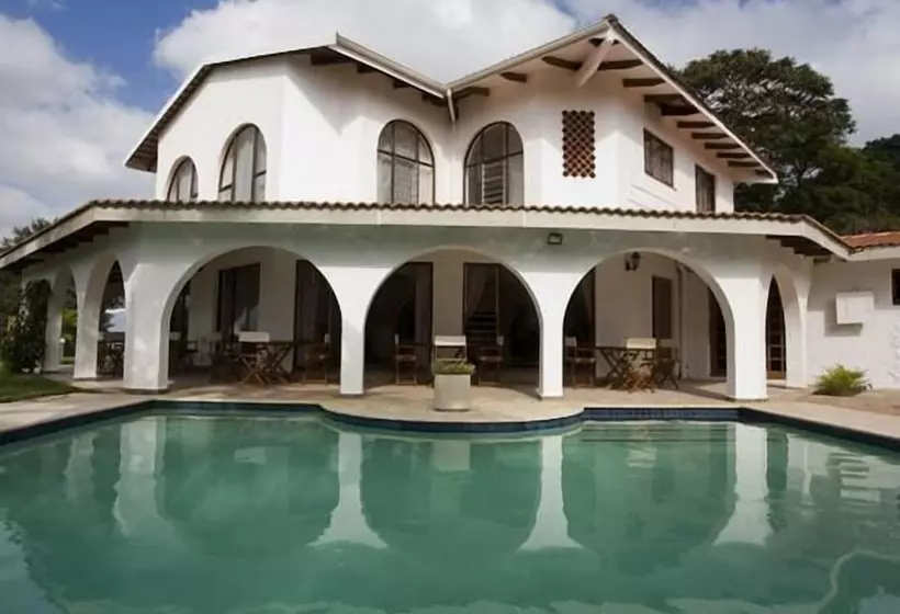 Bed and Breakfast Bizafrika Guest Lodge & Conference Center