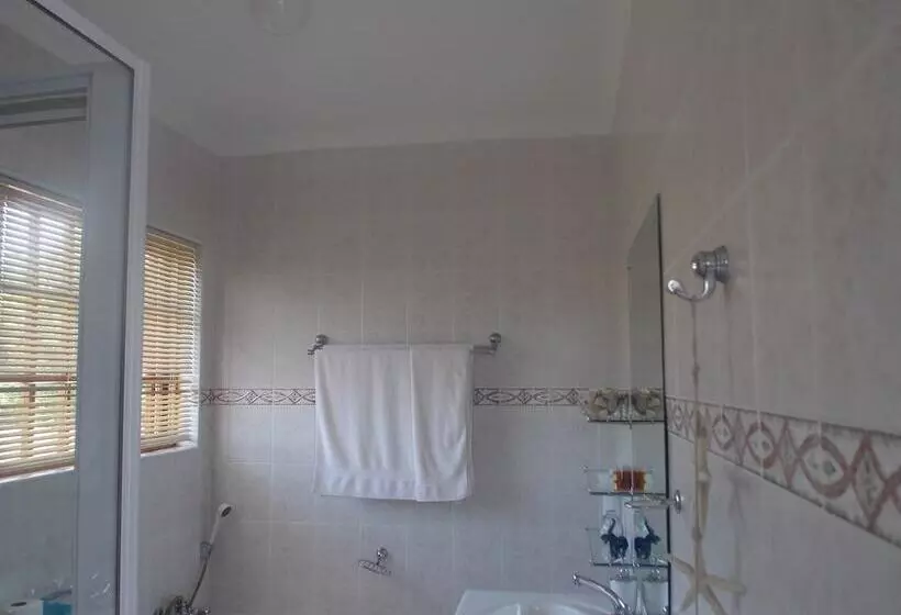 Bed and Breakfast Bizafrika Guest Lodge & Conference Center