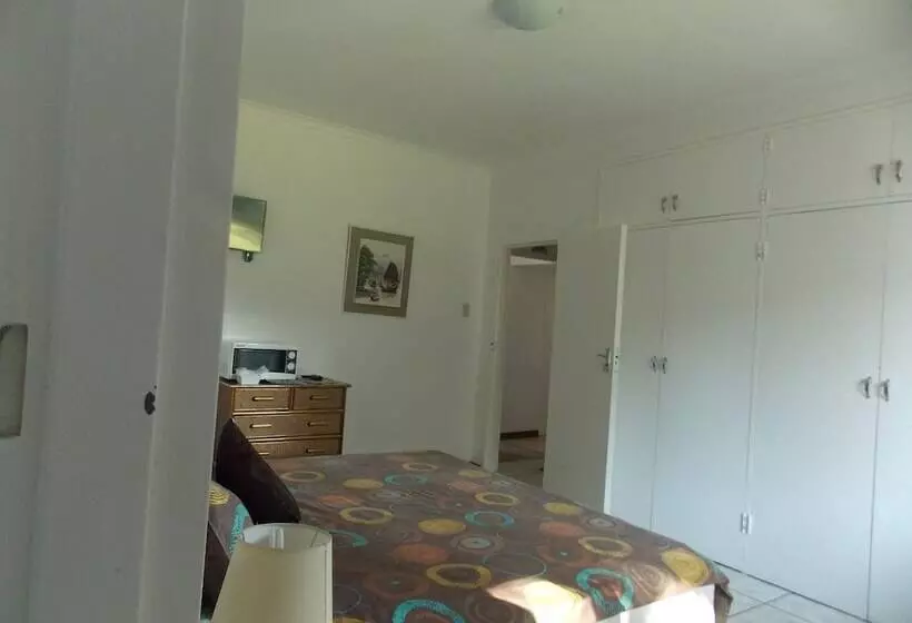 Bed and Breakfast Bizafrika Guest Lodge & Conference Center