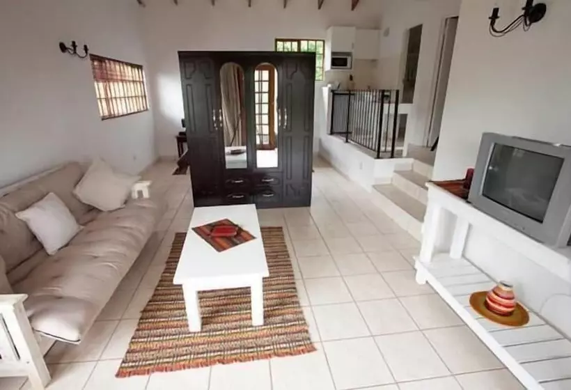 Bed and Breakfast Bizafrika Guest Lodge & Conference Center