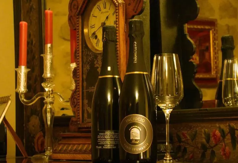 ベッドアンドブレックファースト Borgo Tepolini Country House