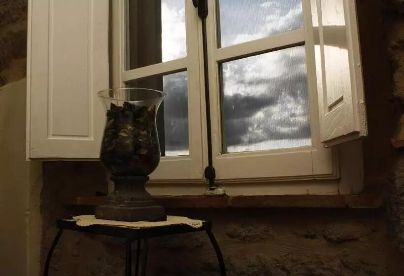 ベッドアンドブレックファースト Borgo Tepolini Country House