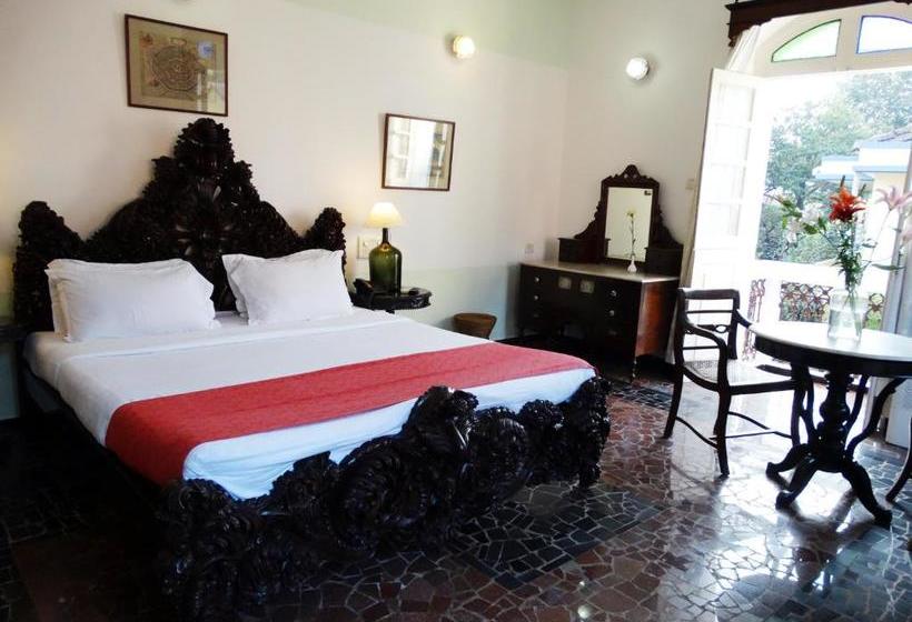 مبيت وإفطار Welcomheritage Panjim Inn