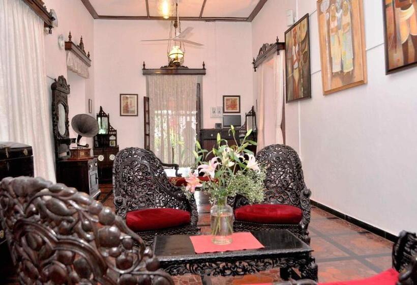 مبيت وإفطار Welcomheritage Panjim Inn