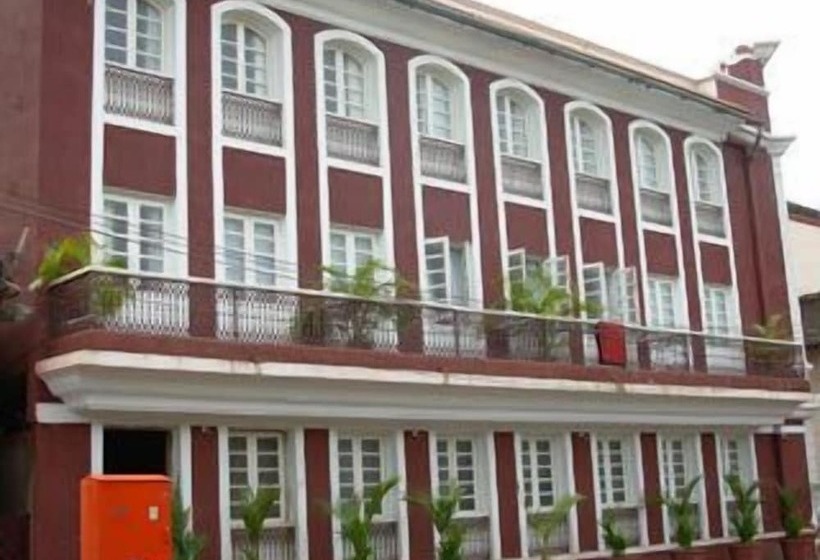 مبيت وإفطار Welcomheritage Panjim Inn