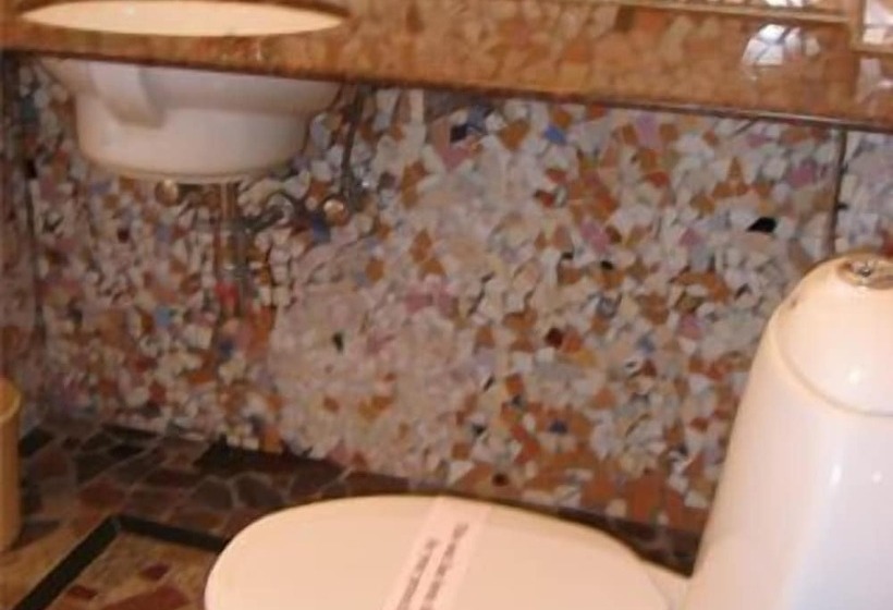 مبيت وإفطار Welcomheritage Panjim Inn