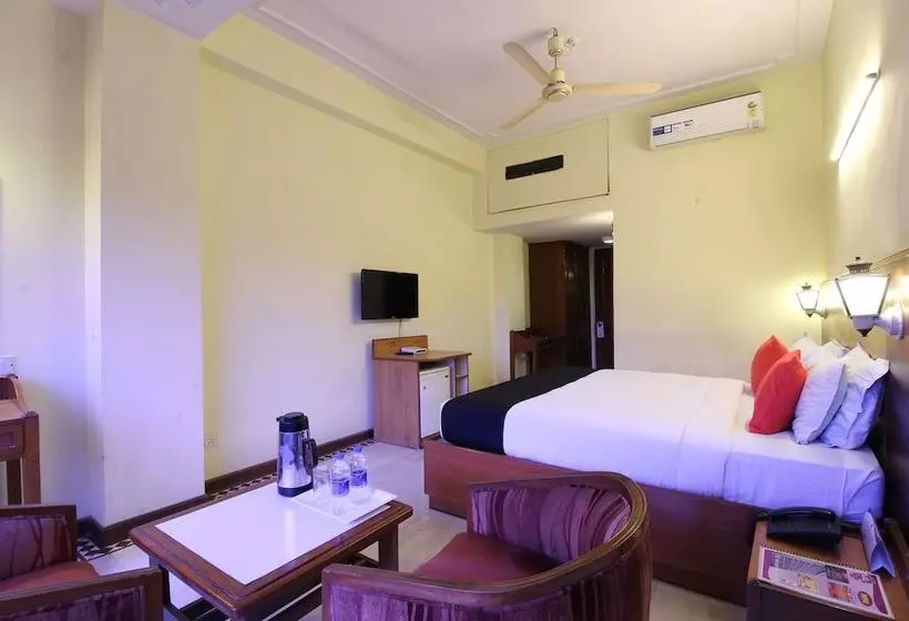 Отель Capital O 1780 Belsons Taj Mahal