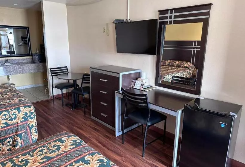 Отель Colonial Inn Hammond