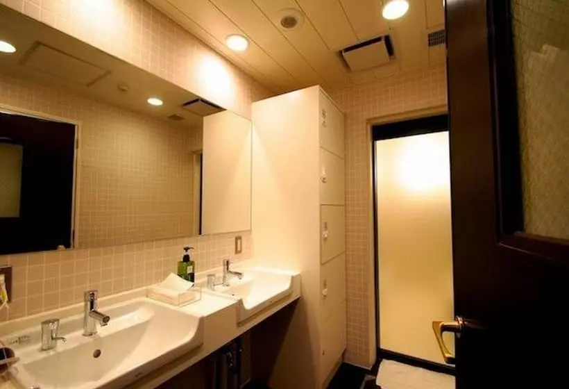 캡슐 호텔 Capsulevalue Kanda