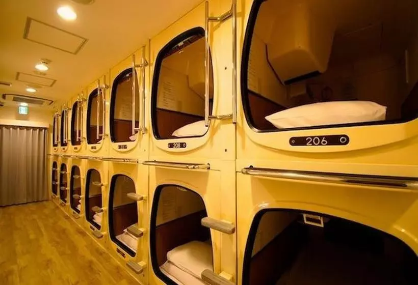 캡슐 호텔 Capsulevalue Kanda