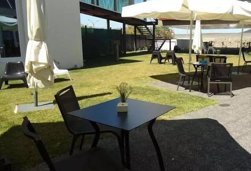 Отель Design & Wine