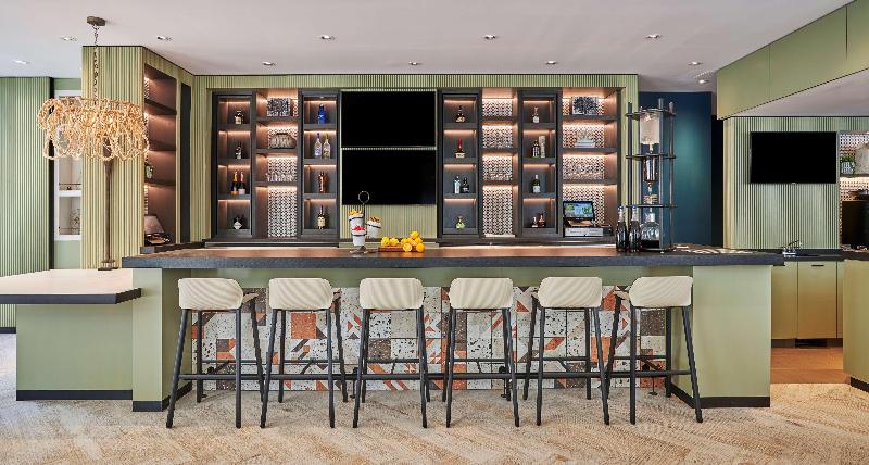 ホテル Hyatt Centric The Pike Long Beach