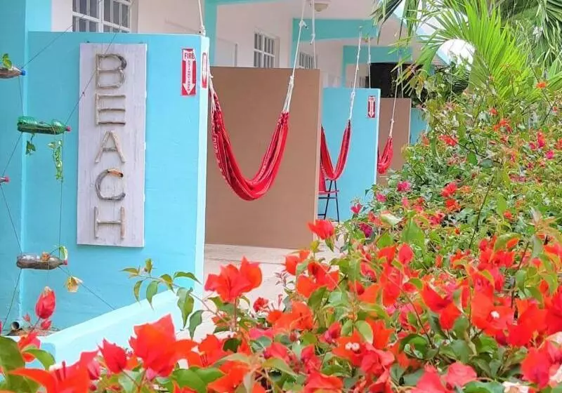 هتل La Jamaca Island Vibe