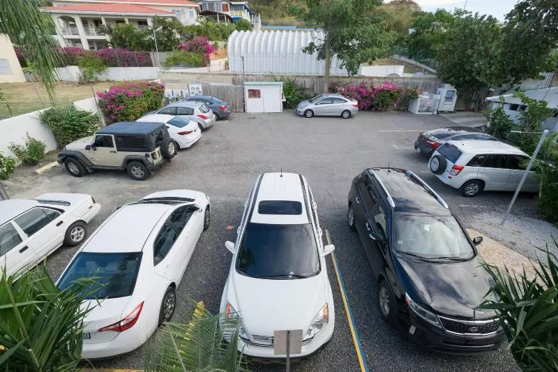 هتل La Jamaca Island Vibe