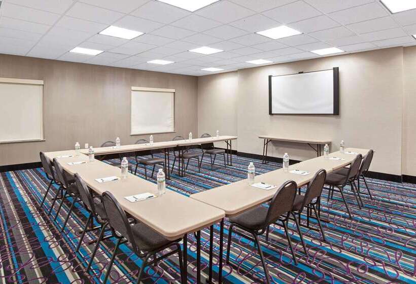 هتل La Quinta By Wyndham Pasadena North