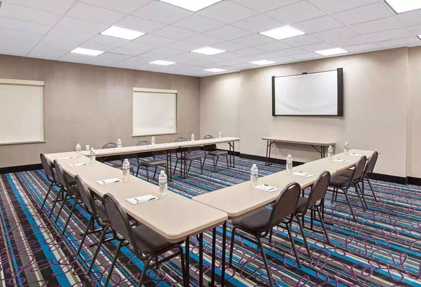 Отель La Quinta By Wyndham Pasadena North