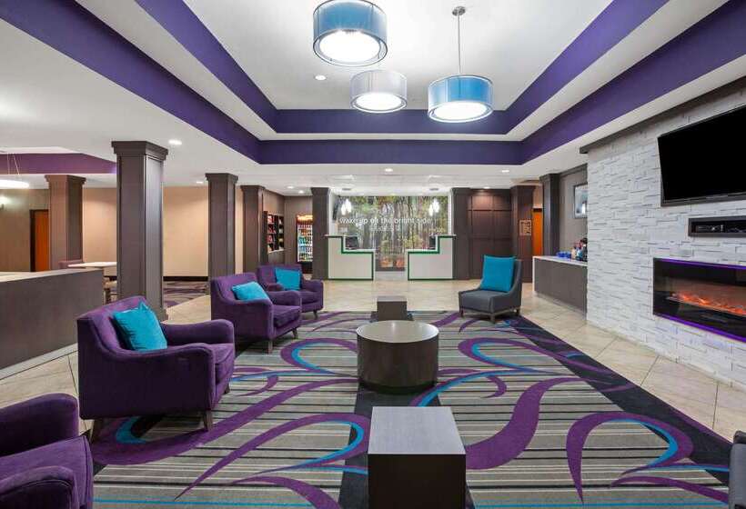 هتل La Quinta By Wyndham Pasadena North