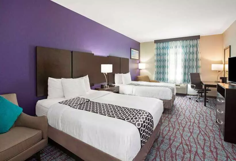 Отель La Quinta By Wyndham Pasadena North