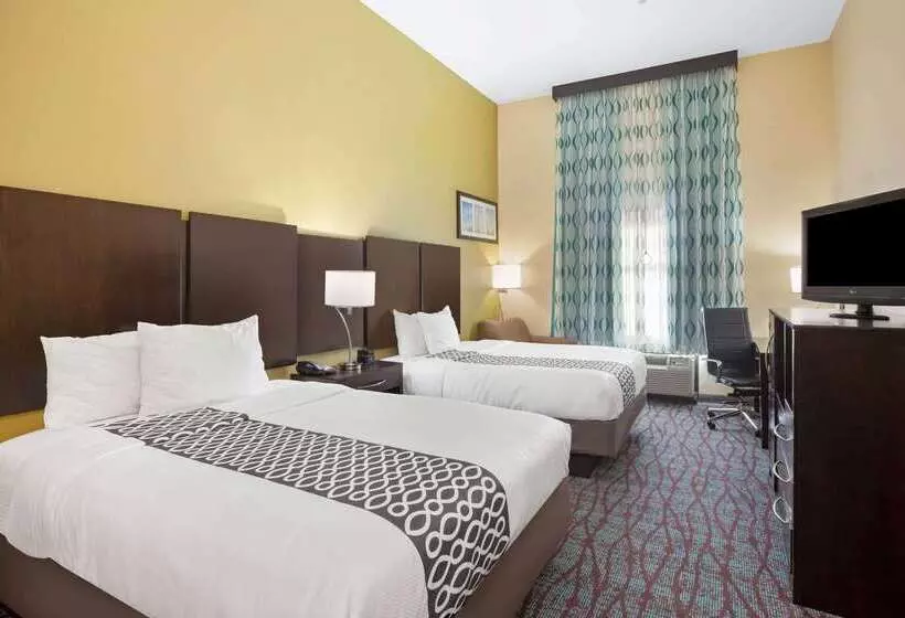 Отель La Quinta By Wyndham Pasadena North