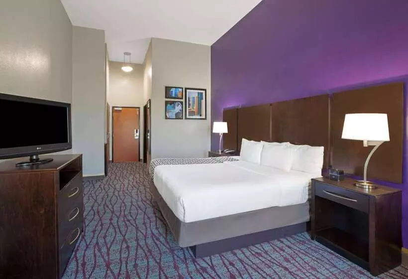 Отель La Quinta By Wyndham Pasadena North