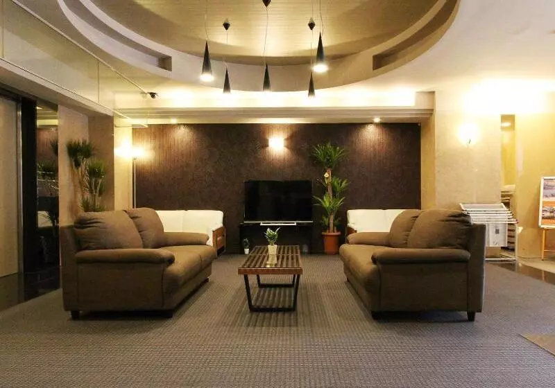 Hotel Livemax Budget Kobe