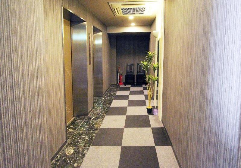 فندق Livemax Budget Kobe