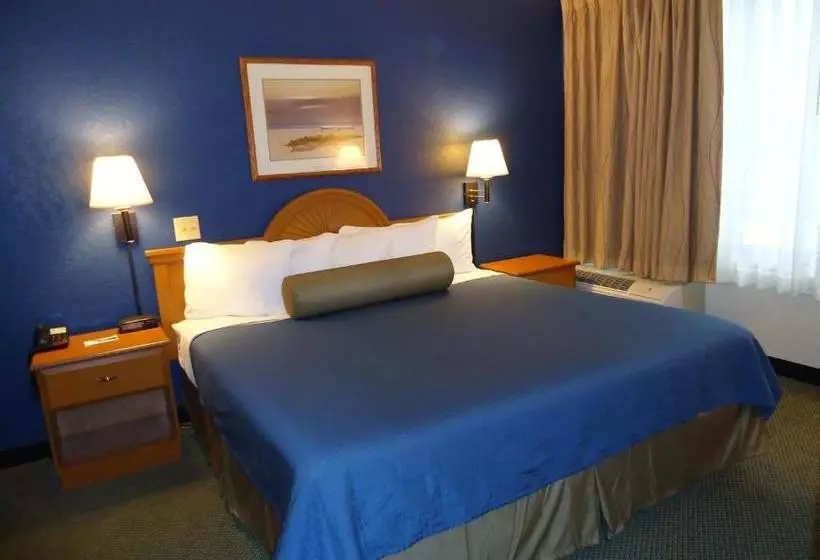 Magnuson Grand Hotel And Conference Center