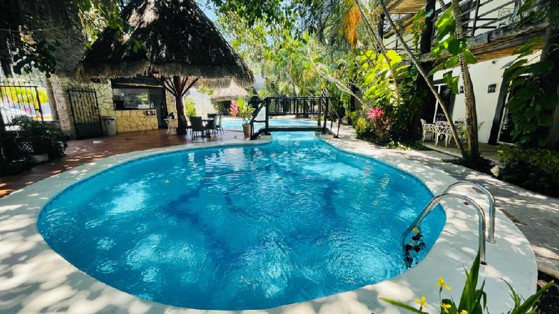 Mayan Art Hotel 10 Avenue