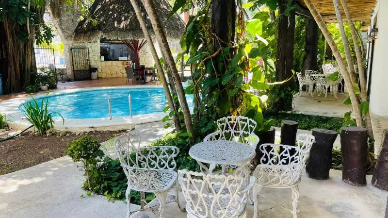 Mayan Art Hotel 10 Avenue