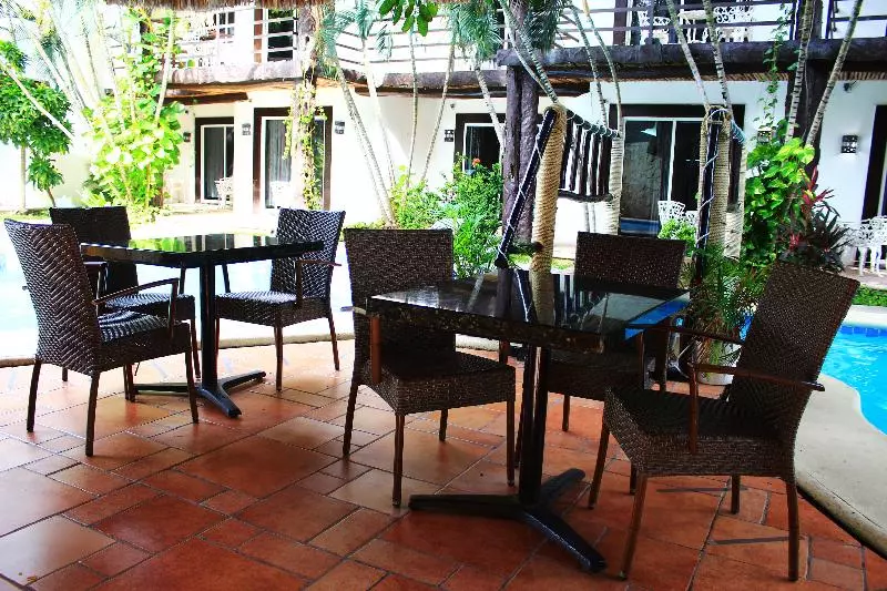 Mayan Art Hotel 10 Avenue