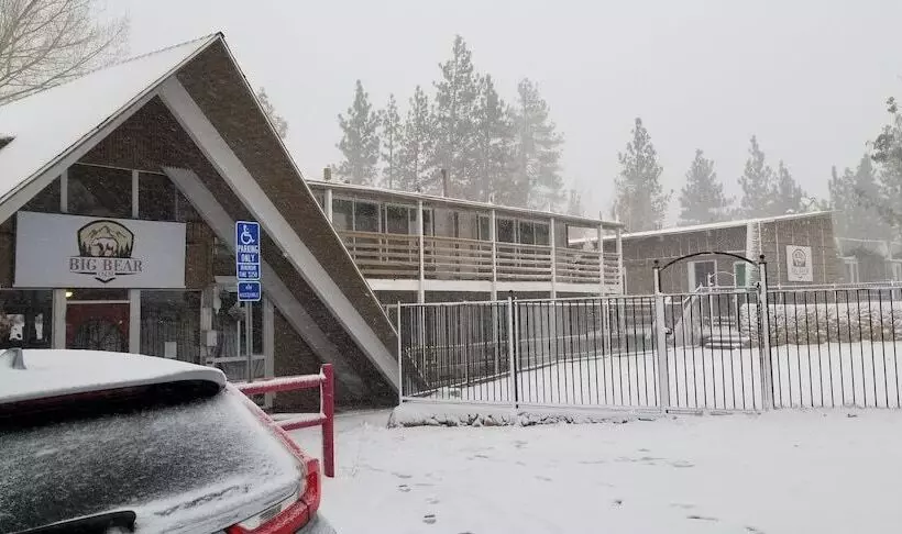 Отель Studio 9 Big Bear