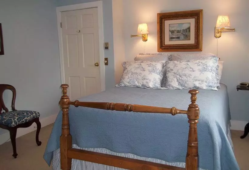 Hotel Onanda by the Lake 