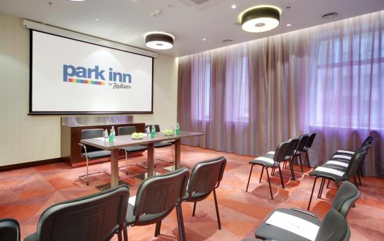 فندق Park Inn By Radisson Donetsk