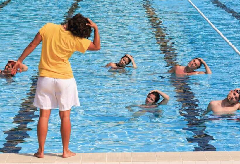 בית מלון כפרי Poiano Garda Resort