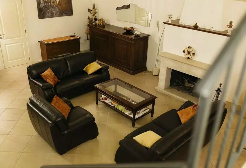 هتل Residence Del Casalnuovo