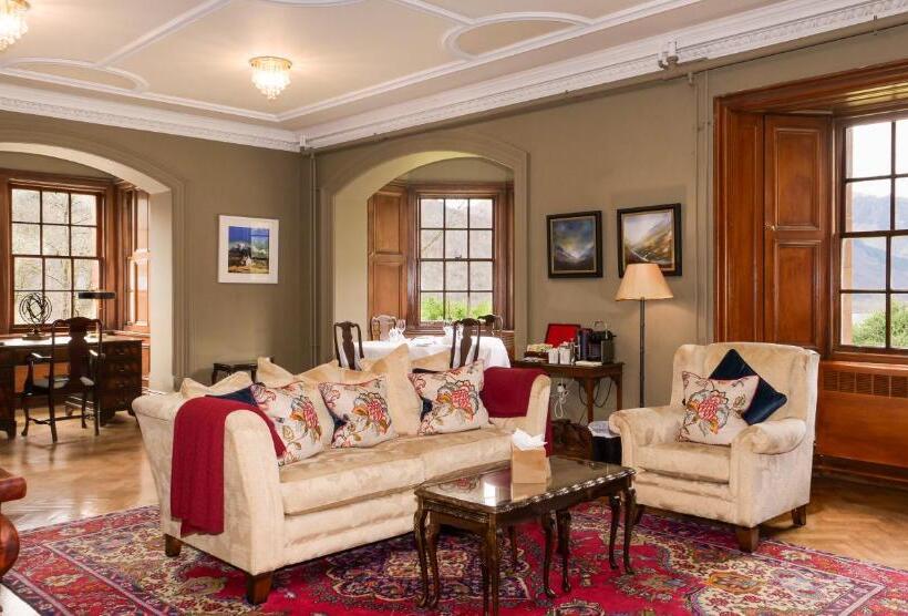 교외 호텔 Glencoe House