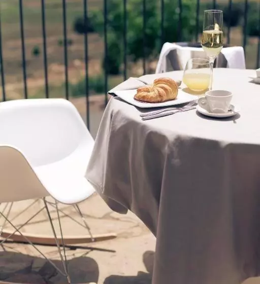 בית מלון כפרי Restaurante Masía La Torre