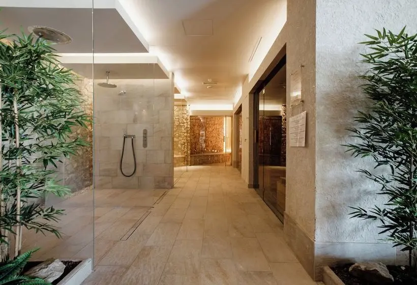 Poiano Garda Resort Hotel