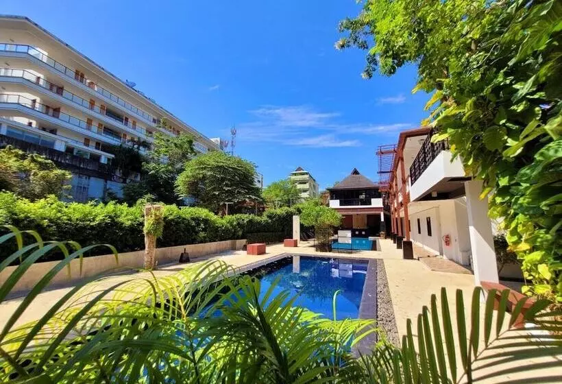 Surintra Boutique Resort