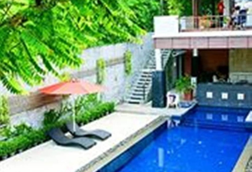 Surintra Boutique Resort