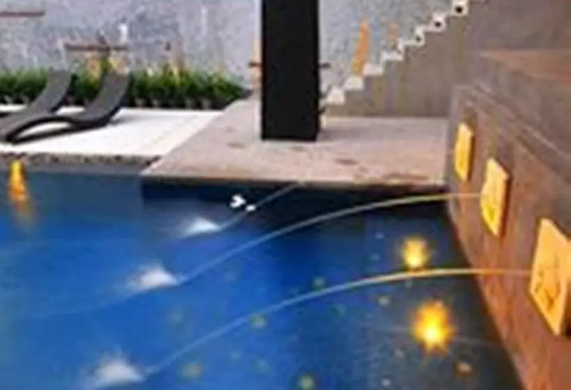 Surintra Boutique Resort