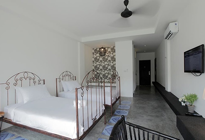 Surintra Boutique Resort